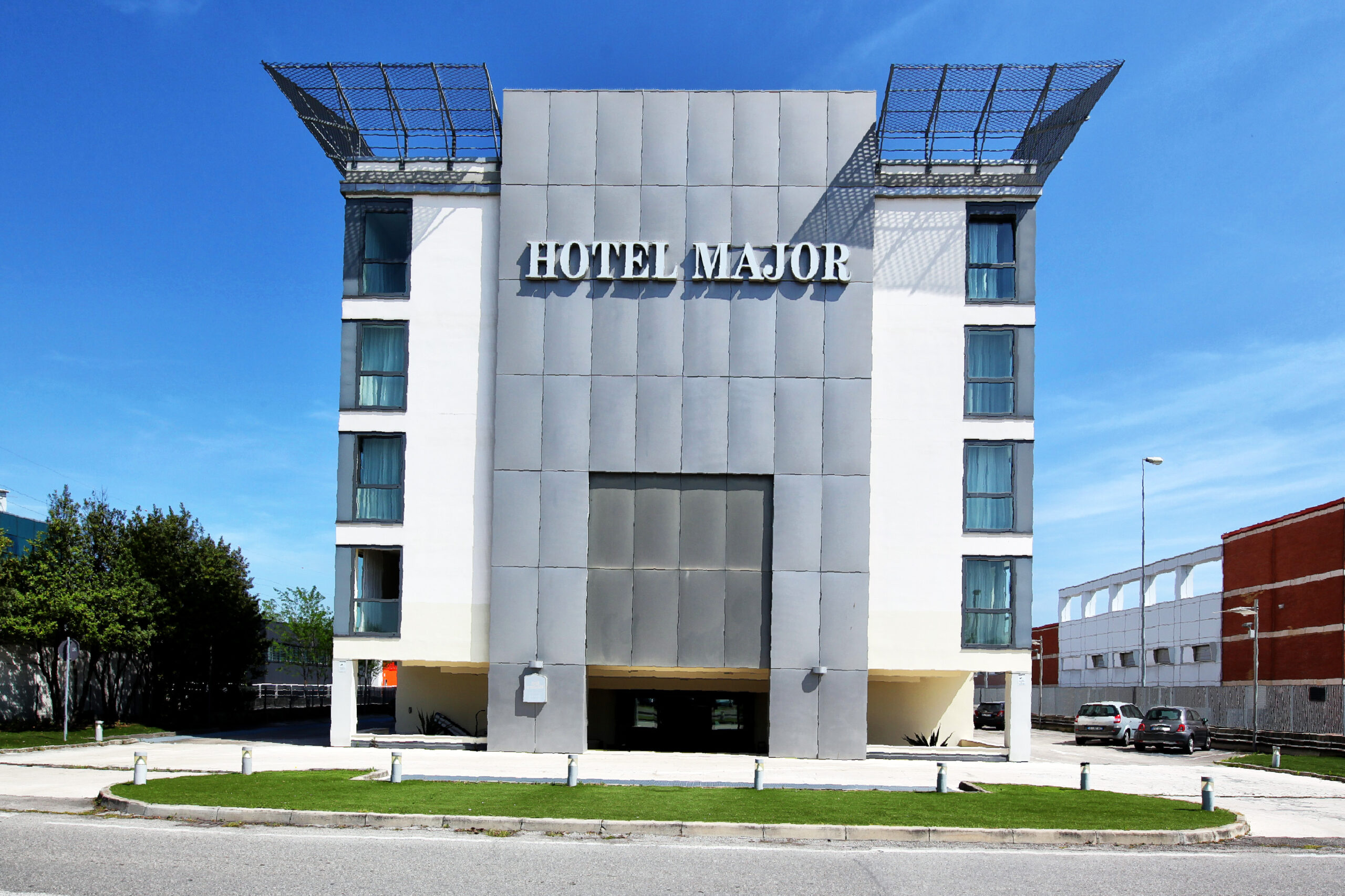 (c) Hotel-major.com